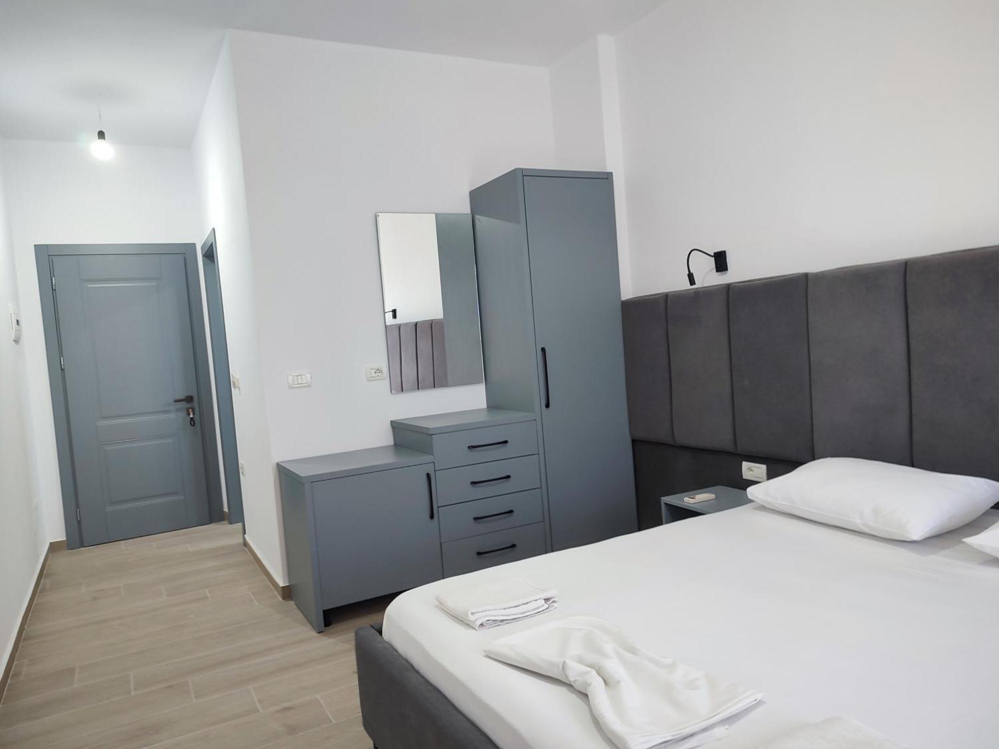 Petros Rooms Himarë Eksteriør billede