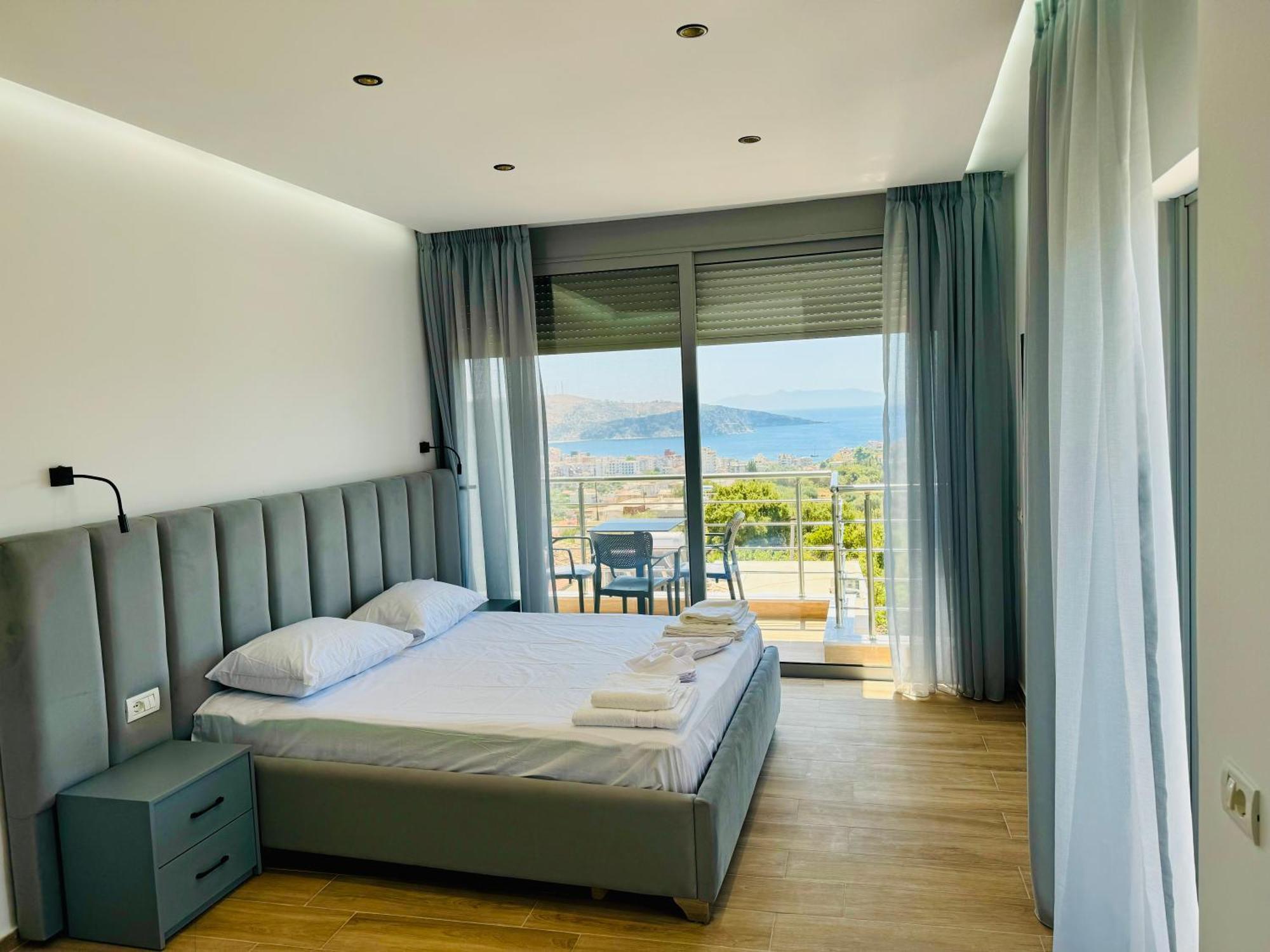 Petros Rooms Himarë Eksteriør billede